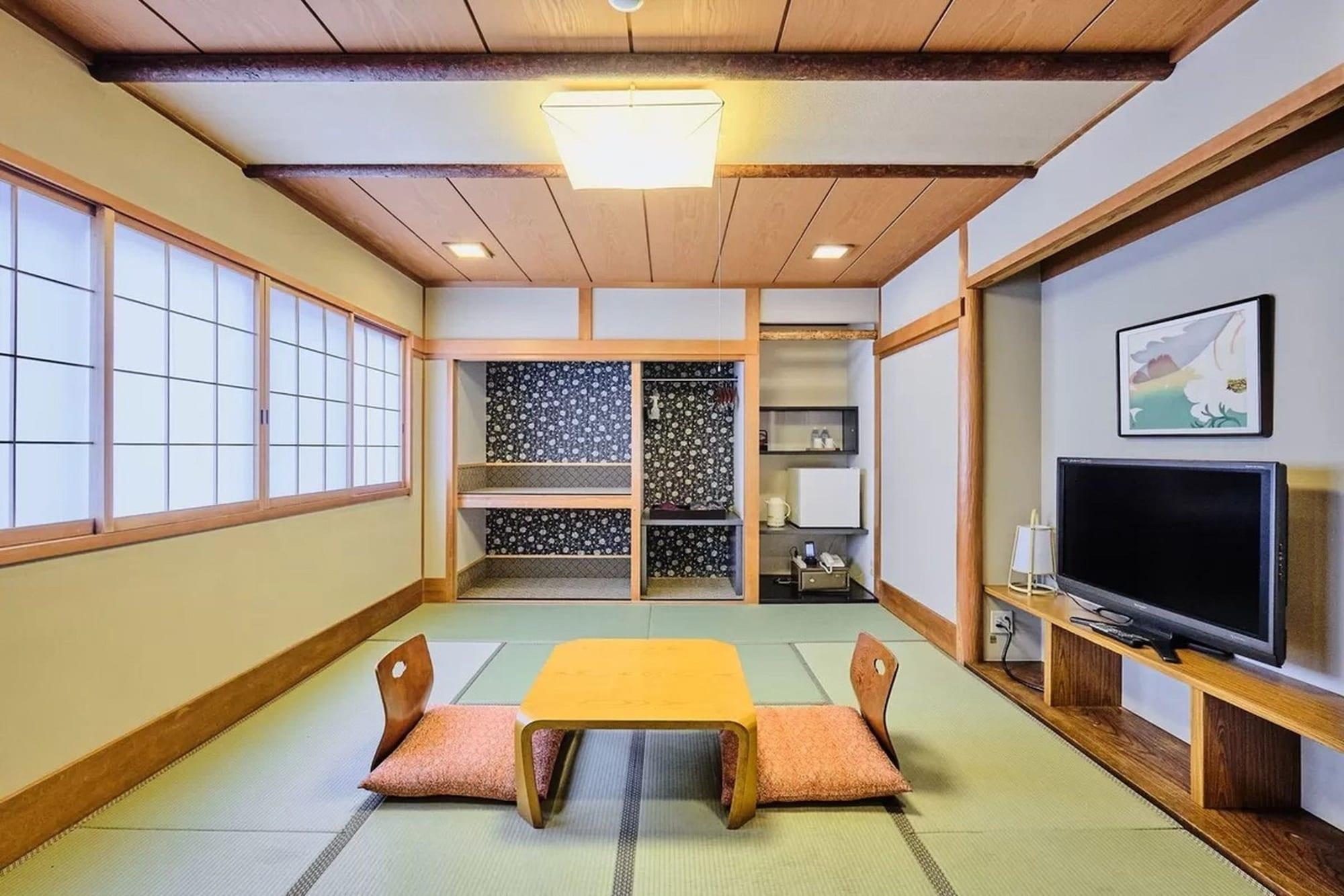 Kyoya Ryokan Nagoya Bagian luar foto